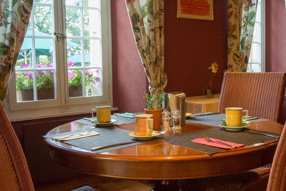 Hostellerie Les Chevreuils โลซาน ภายนอก รูปภาพ