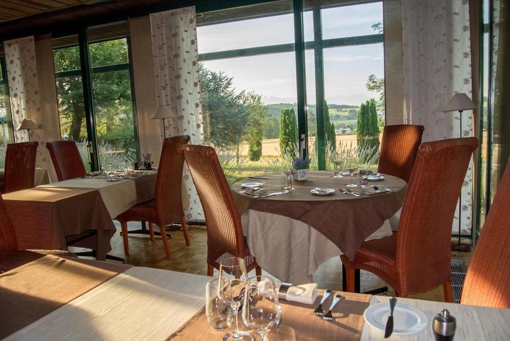 Hostellerie Les Chevreuils โลซาน ภายนอก รูปภาพ